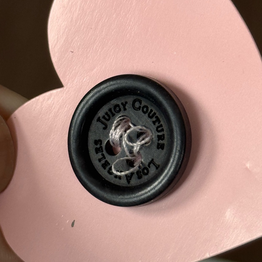 JUICY COUTURE Extra Buttons Los Angeles Lot Of 12 - Picture 7 of 12